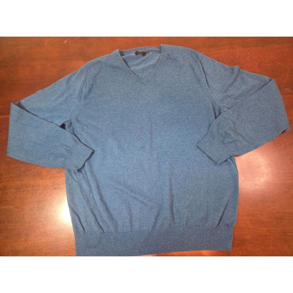 J.Crew Men’s XL Blue V-Neck Sweater Soft Knit Casual Pullover Classic Style